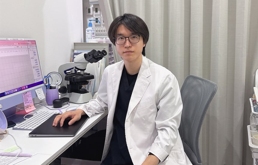 医人ヴォイス　ナチュラルスキンクリニック「“自然に・上品に”をかなえる、一気通貫の主治医制」を掲載いたしました。